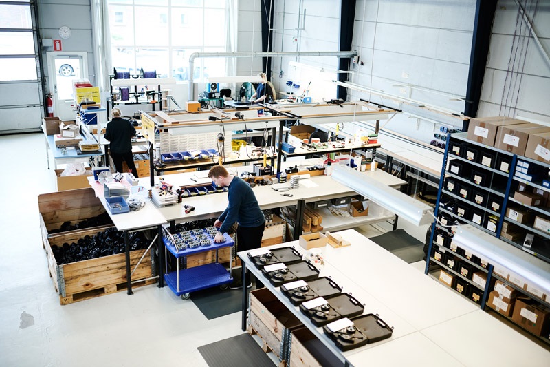 Производственная линия влагомеров Supertech на заводе в Дании, г. Сондерсо