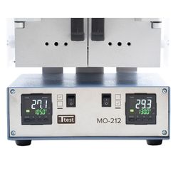 МО-212 лицевая панель и 2 PID регулятора для установки темппературы в каждой из сушильных камер шкафа